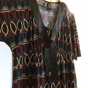 Black and abstract print dress.